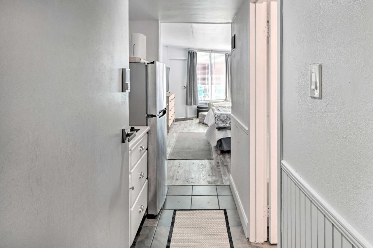Beachfront Condo In Myrtle Beach With Pool Access Екстер'єр фото